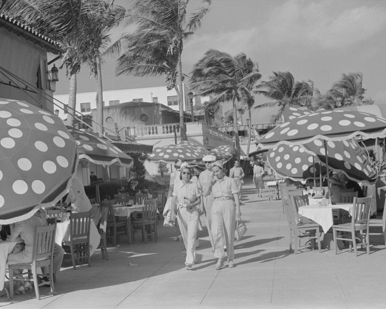 Dining in Miami Beach 1939 Print